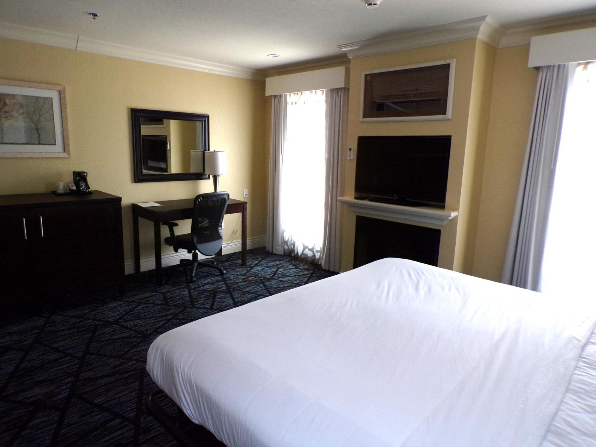 Niagara Crossing Hotel And Spa Льюистон Экстерьер фото