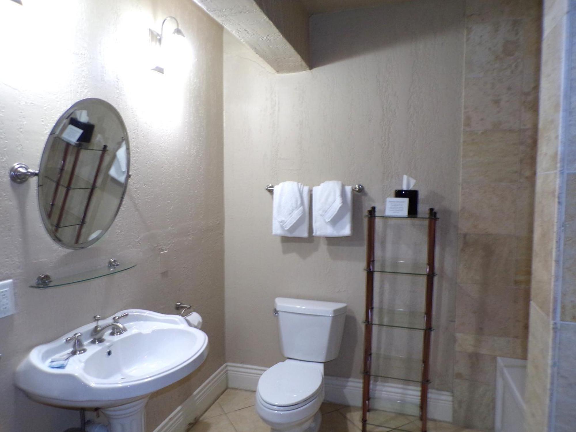 Niagara Crossing Hotel And Spa Льюистон Экстерьер фото