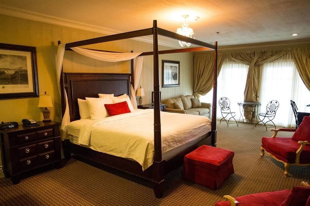 Niagara Crossing Hotel And Spa Льюистон Экстерьер фото